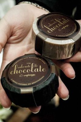 Sabon pour les mains personnalisé pour le nettoyage de base dans les équipements d'hôtel bien emballés