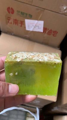 Shelf Life 2 Years Yoni Bar Herbal Soap pour les soins de santé féminins et les parties privées