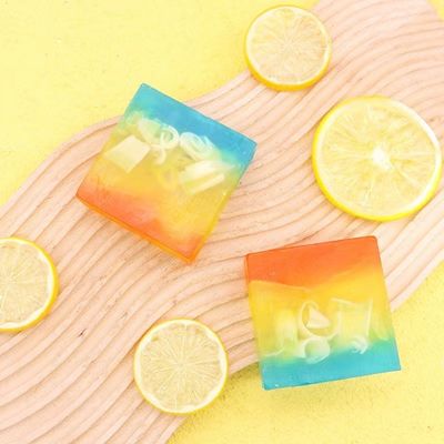 Longue durée de conservation Le savon Yoni de marque privée pour les soins de la peau faits à la main et le nettoyage du corps et du visage